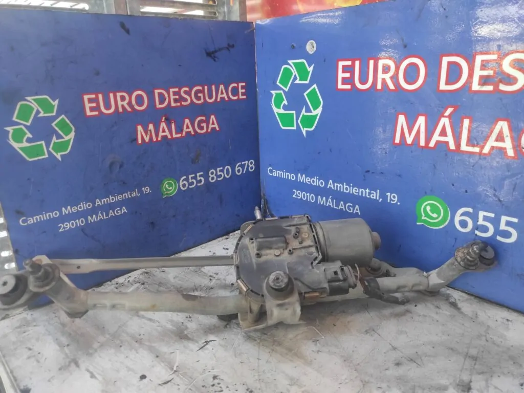 MOTOR LIMPIA DELANTERO 96151