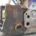 CERRADURA PUERTA DELANTERA IZQUIERDA 93061