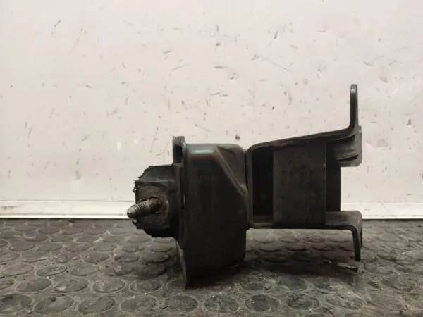 SOPORTE MOTOR 109637
