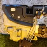 CERRADURA PUERTA DELANTERA DERECHA 99698