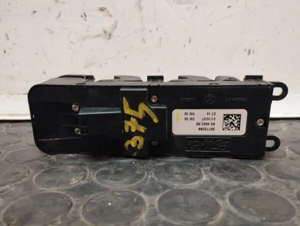 MANDO ELEVALUNAS DELANTERO IZQUIERDO 109692
