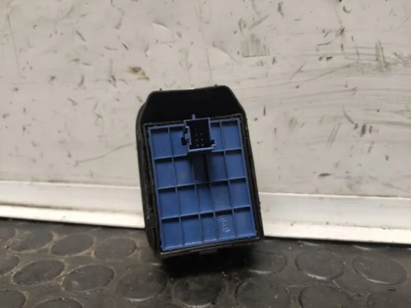 MANDO ELEVALUNAS DELANTERO IZQUIERDO 109986
