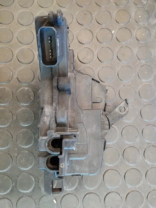CERRADURA PUERTA DELANTERA IZQUIERDA 104442