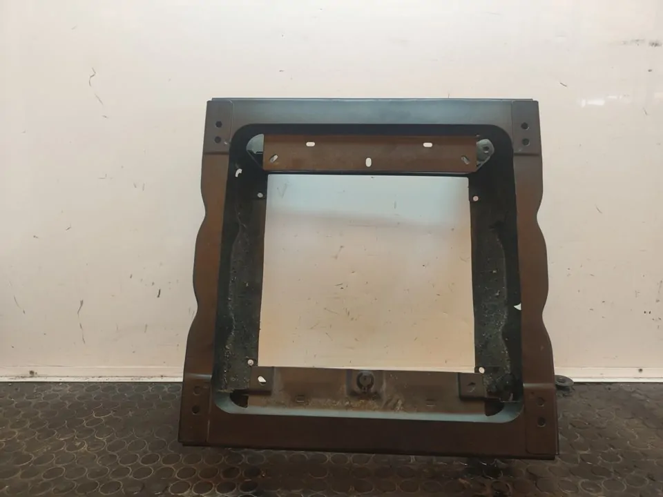 ASIENTO DELANTERO IZQUIERDO 107219
