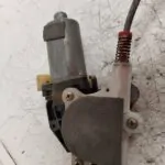 ELEVALUNAS DELANTERO DERECHO 114383