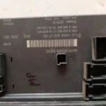 CAJA RELES / FUSIBLES 112204