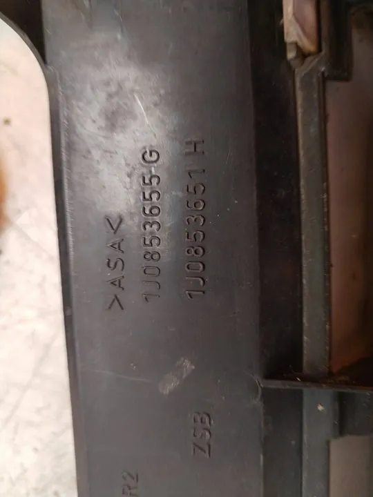 REJILLA DELANTERA 114923