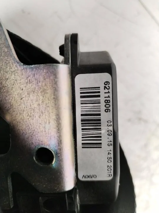 CINTURON SEGURIDAD TRASERO IZQUIERDO 114611