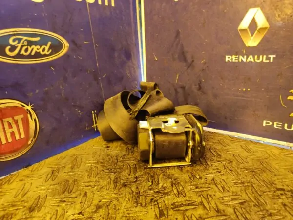 CINTURON SEGURIDAD DELANTERO DERECHO 99206