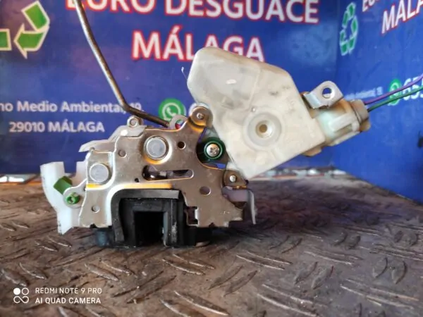 CERRADURA PUERTA DELANTERA IZQUIERDA 93292