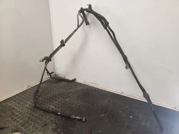 TUBO PRESION DIRECCION ASISTIDA 110105