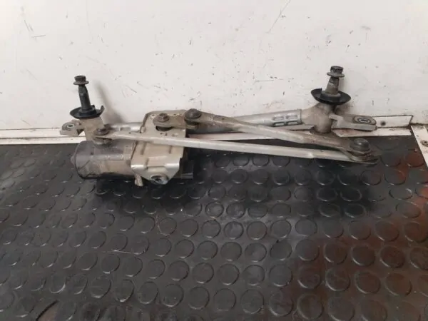 MOTOR LIMPIA DELANTERO 111851