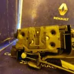 CERRADURA PUERTA DELANTERA DERECHA 97652