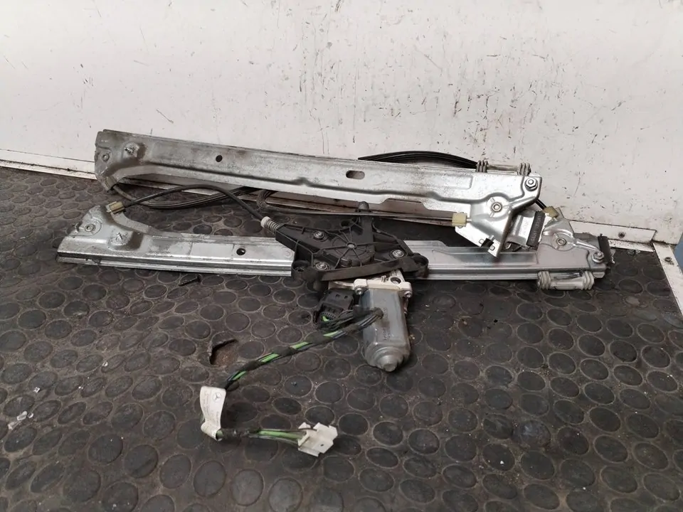 CERRADURA PUERTA DELANTERA DERECHA 111432
