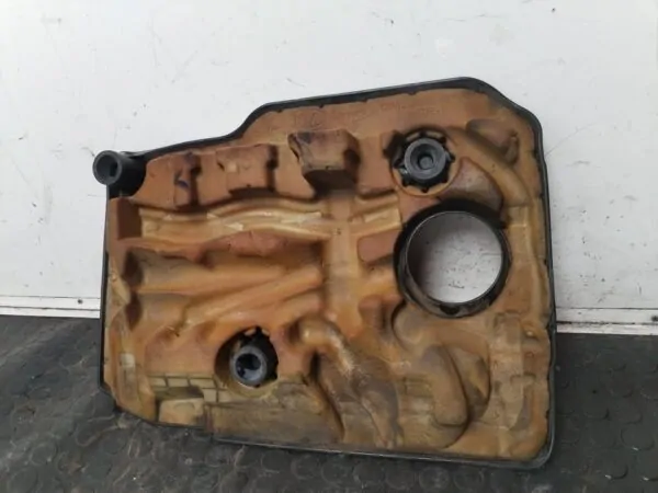 TAPA MOTOR 112247