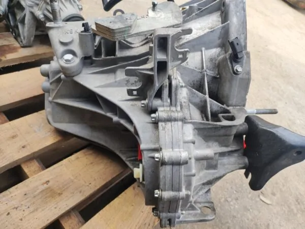 CAJA CAMBIOS 98779