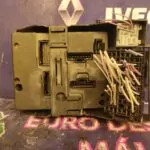 CAJA RELES / FUSIBLES 98587
