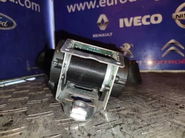 CINTURON SEGURIDAD DELANTERO DERECHO 100850