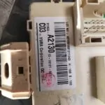 CAJA RELES / FUSIBLES 111862