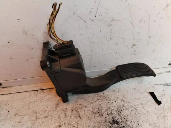 POTENCIOMETRO PEDAL 114343