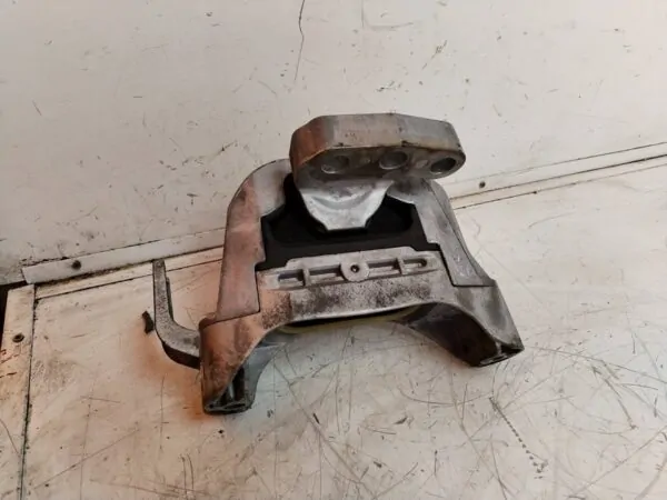 SOPORTE MOTOR 113933