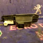 MANDO ELEVALUNAS TRASERO DERECHO 97720