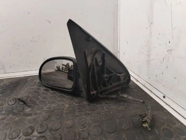 RETROVISOR IZQUIERDO 112625