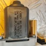 MOTOR ELEVALUNAS TRASERO DERECHO 99708