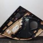 GUARNECIDO PUERTA TRASERA DERECHA 109735