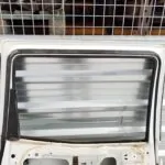PUERTA TRASERA IZQUIERDA 114408