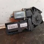 MOTOR ELEVALUNAS DELANTERO IZQUIERDO 113270