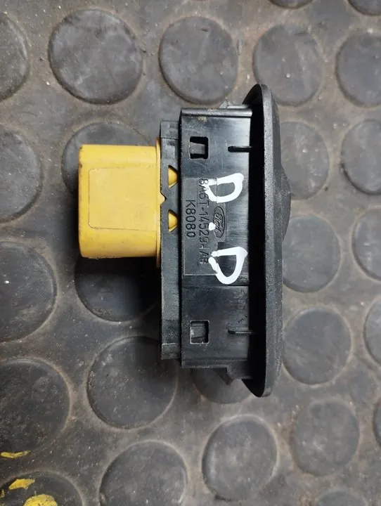 MANDO ELEVALUNAS DELANTERO DERECHO 110536