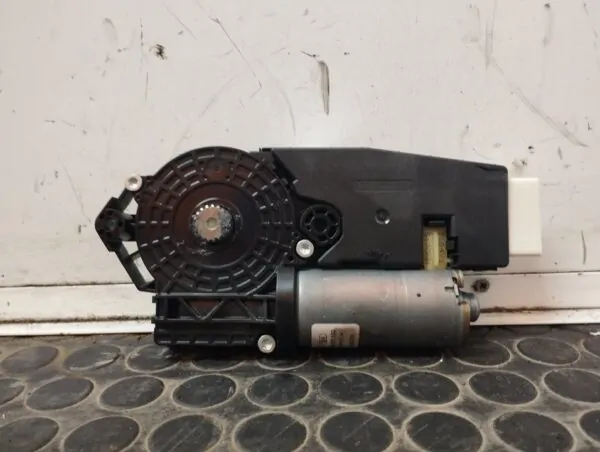 MOTOR TECHO ELECTRICO 110504