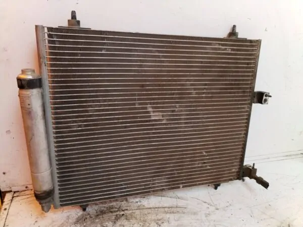 CONDENSADOR / RADIADOR AIRE ACONDICIONADO 114693
