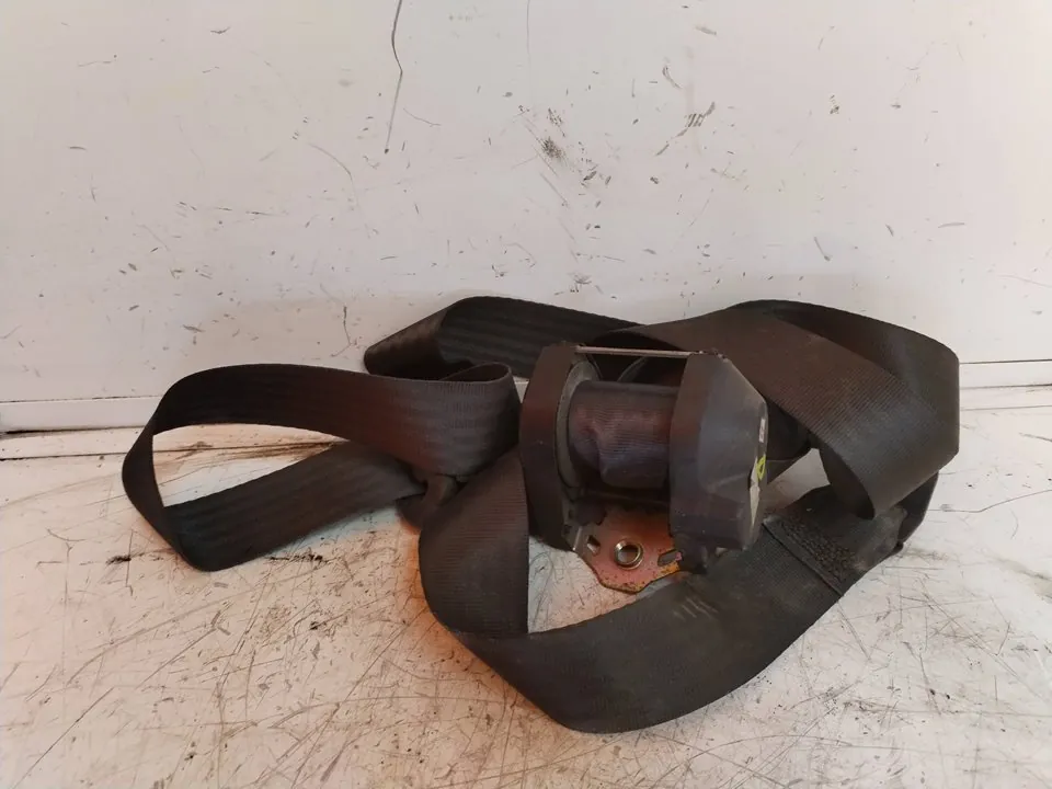 CINTURON SEGURIDAD DELANTERO DERECHO 114186