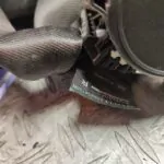 CINTURON SEGURIDAD TRASERO DERECHO 104042