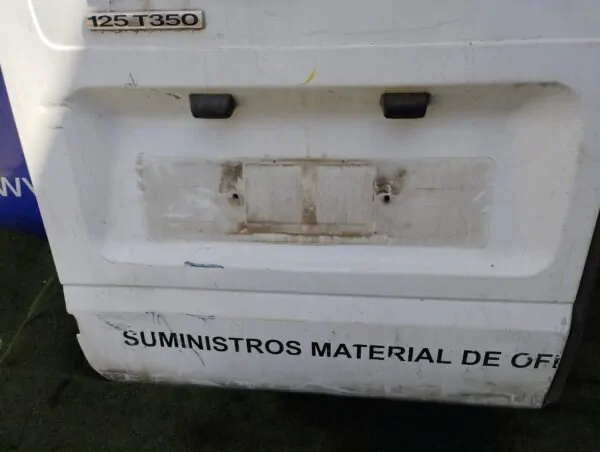 PUERTA TRASERA IZQUIERDA 99666