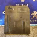 CAJA RELES / FUSIBLES 100675