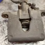 PINZA DE FRENO TRASERA IZQUIERDA 103791