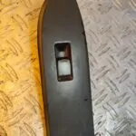 MANDO ELEVALUNAS DELANTERO DERECHO 100050