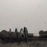 AMORTIGUADOR DELANTERO IZQUIERDO 109612