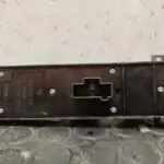 MANDO ELEVALUNAS DELANTERO IZQUIERDO 108084