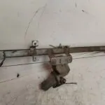 ELEVALUNAS DELANTERO DERECHO 114279