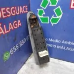 MANDO ELEVALUNAS DELANTERO IZQUIERDO 95844