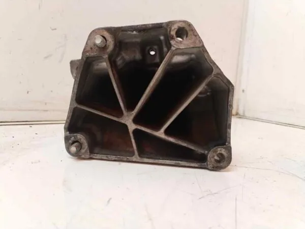 SOPORTE MOTOR 116079