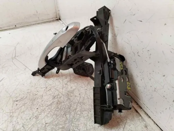 CERRADURA PUERTA DELANTERA IZQUIERDA 116495