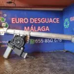 ELEVALUNAS DELANTERO DERECHO 94339
