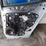 PUERTA TRASERA DERECHA 116574