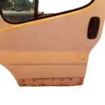 PUERTA DELANTERA IZQUIERDA 116025