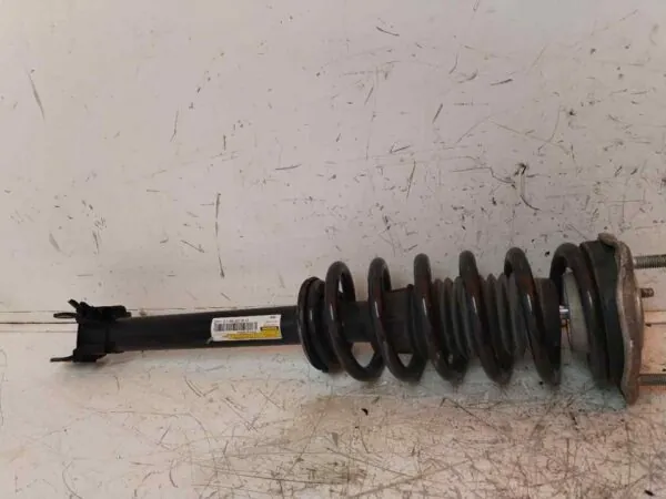 AMORTIGUADOR DELANTERO IZQUIERDO 116129